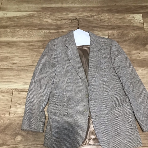 Beige blazer - Picture 1 of 2